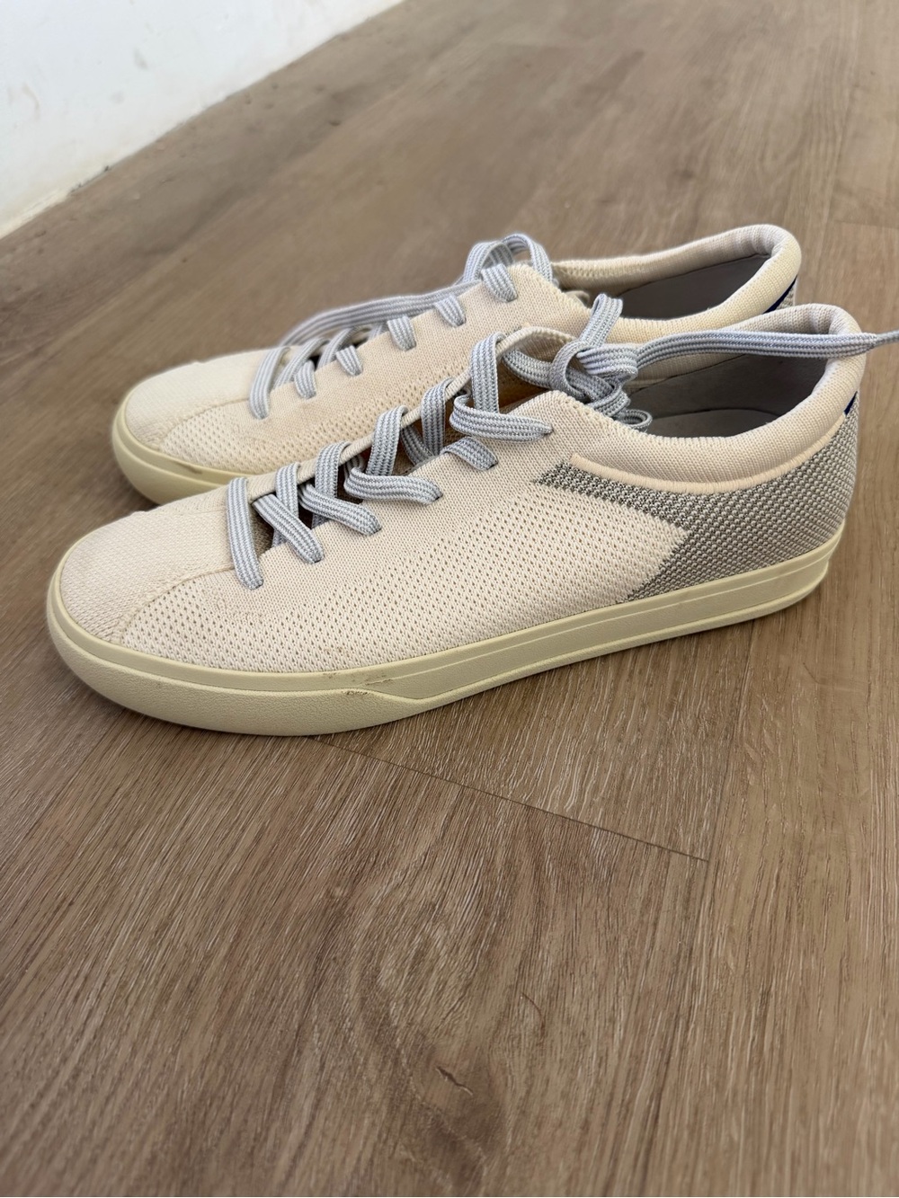 Rothy’s Casual Knit Sneaker in Cream, 8